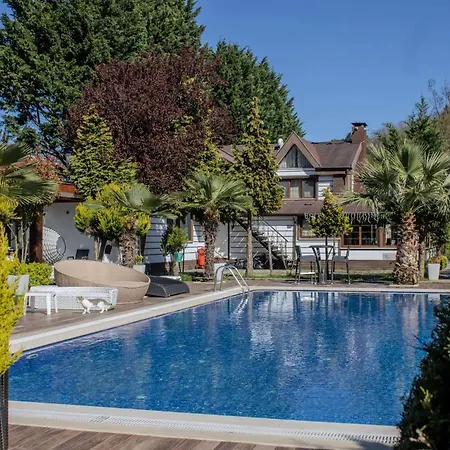 Hotel 216 North Ağva